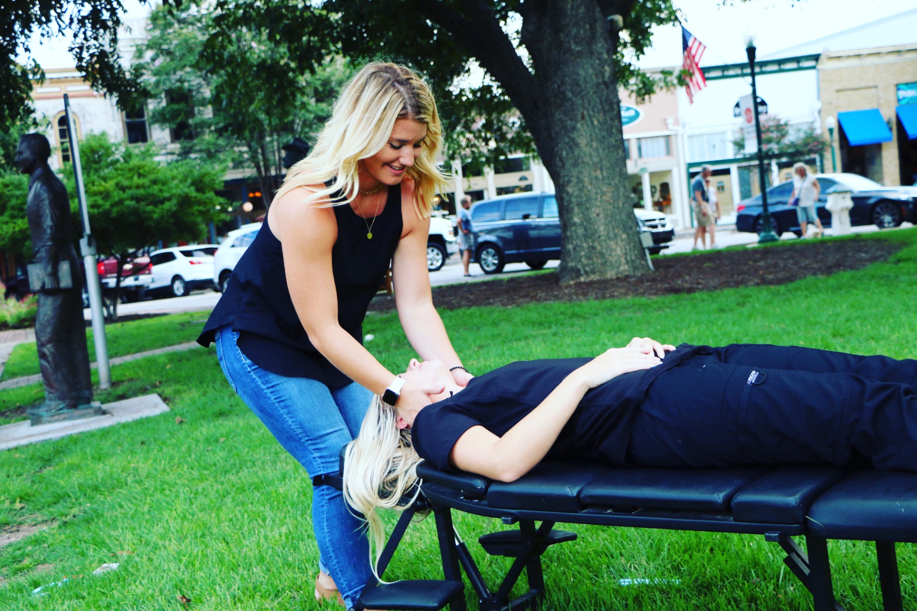 Prenatal chiropractic support at Phillips Chiropractic